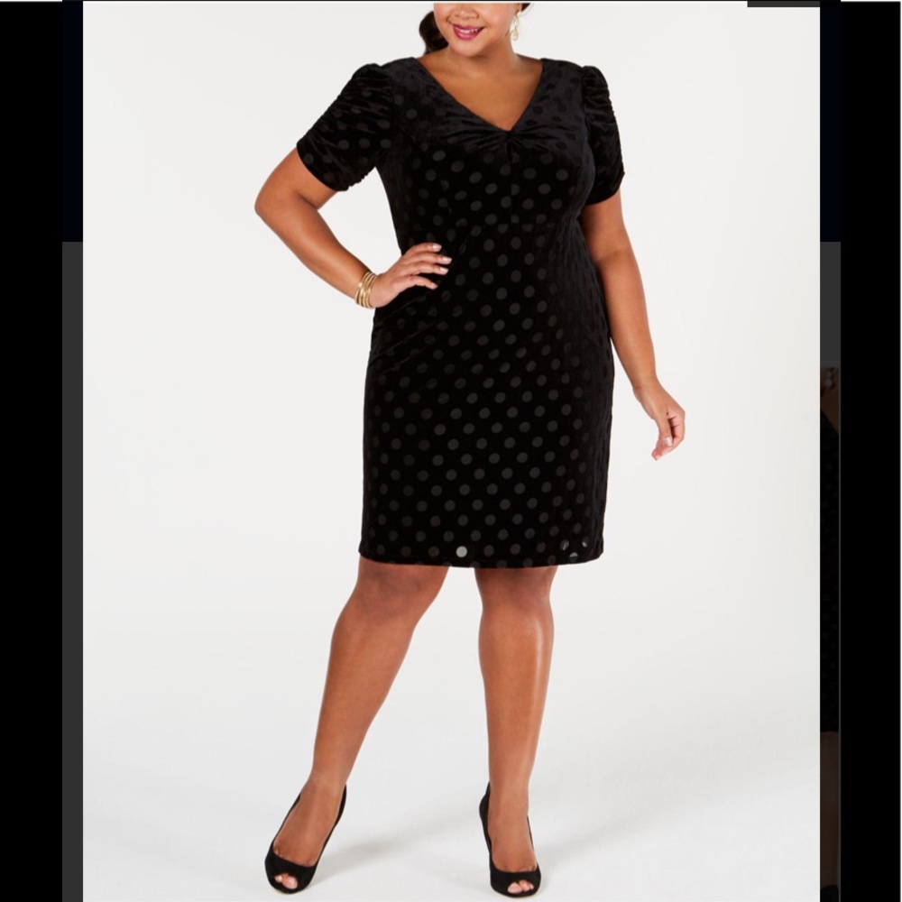 Betsy Johnson Plus Size Dot-print Sheath black